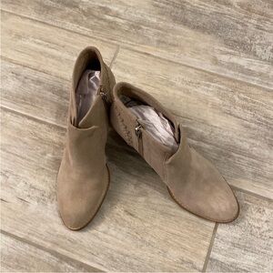 Marc Fisher boots-Women's Taupe Ankle Boots